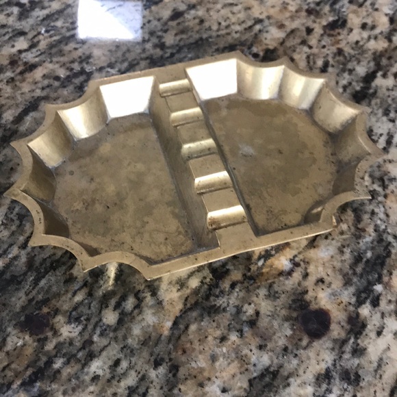 Bundle: Bronze candle holder and cigarettes holder - Picture 2 of 4